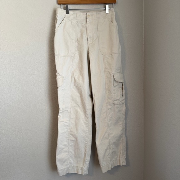 Abercrombie & Fitch Pants - Abercrombie & Fitch Women’s Curve Love Relaxed Cargo Cream Pants, Size 28 Long